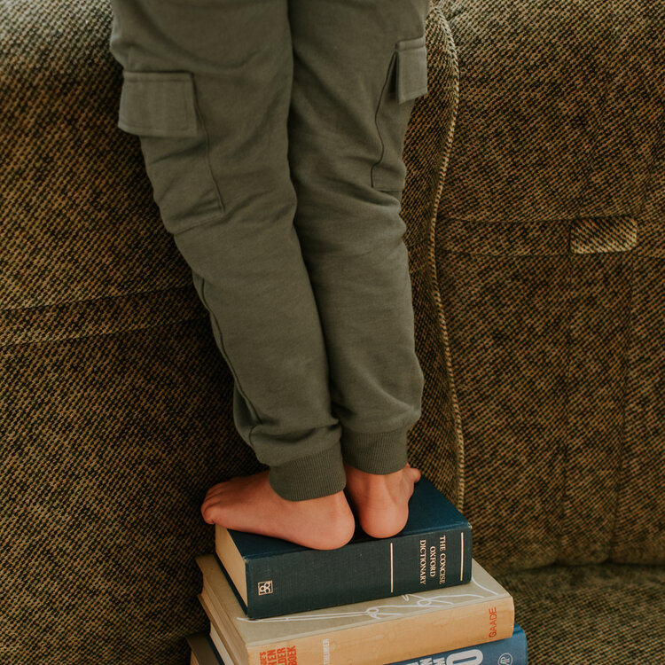 Koko Noko boys' jogging bottoms, dark green cargo organic cotton | WN1813