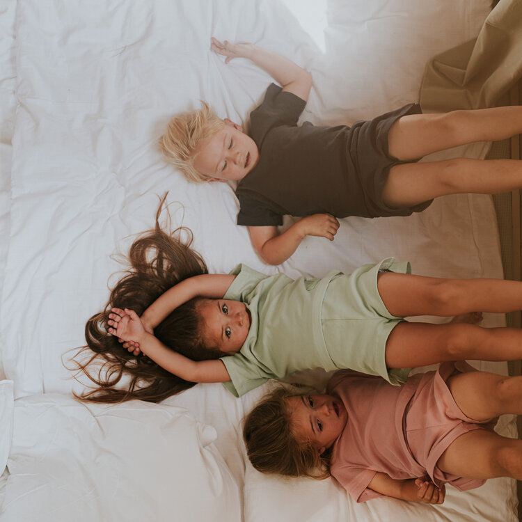 Koko Noko unisex waffle pyjamas navy shortama organic cotton | WN1825