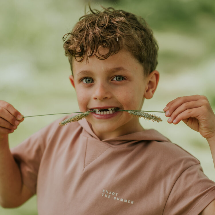 Koko Noko Jungen-T-Shirt mit Kapuze, locker geschnitten, zartrosa | N58827-37