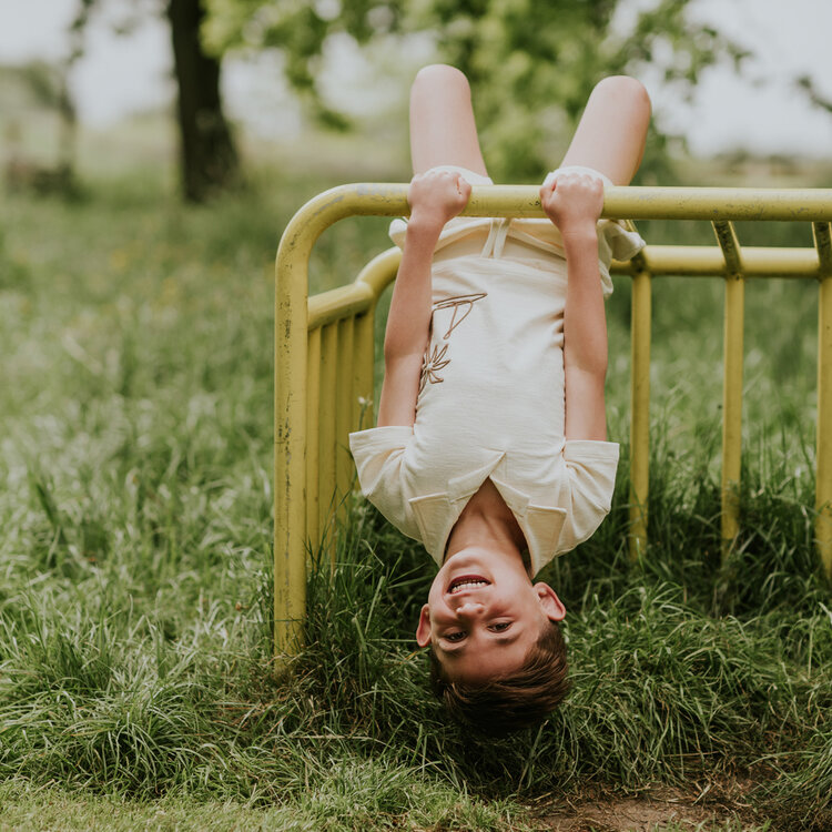 Koko Noko Jungen-Polohemd, cremefarben, mit Palmenmotiv, Baumwolle | N58866-37