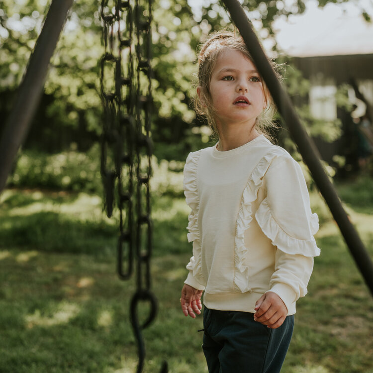 Koko Noko meisjes sweater off white ruffles | N58904-37