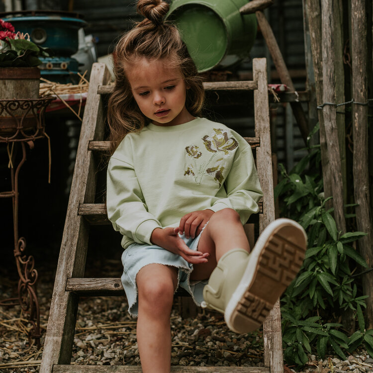 Koko Noko girls' sweater, soft green embroidered flowers | N58943-37