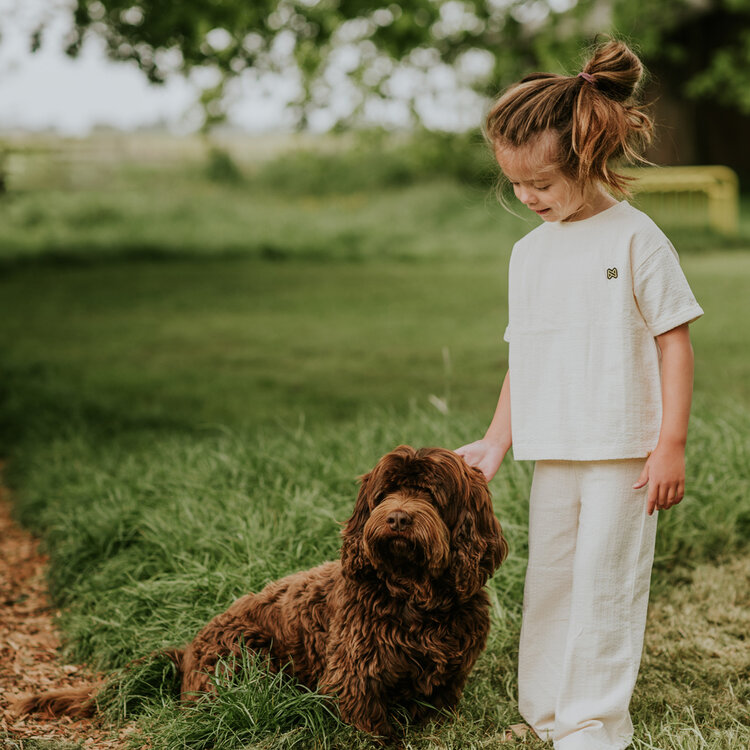 Koko Noko Mädchen-Set, cremefarbenes Shirt und Hose aus Baumwolle | N58990-37