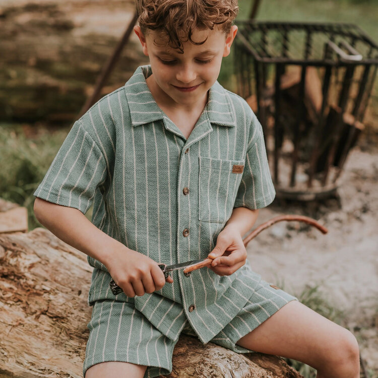 Koko Noko Jungen-Set salbeigrün Bluse Shorts gestreift | NX58837-37