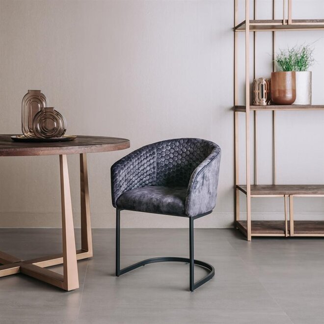 Pellaro eetkamerstoel met arm - stof: Adore 29 Dark grey<br />
Frame: black powder coated