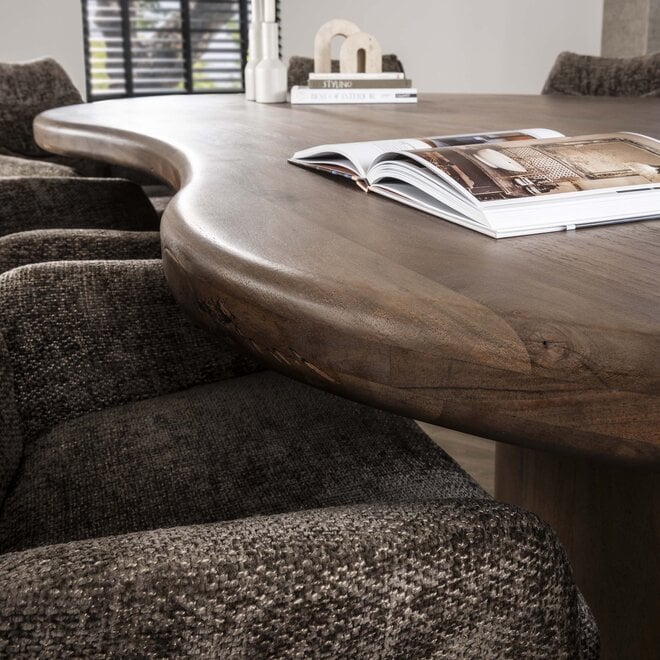 Eettafel Sculpture niervormig 244x165cm / Massief acacia bruin