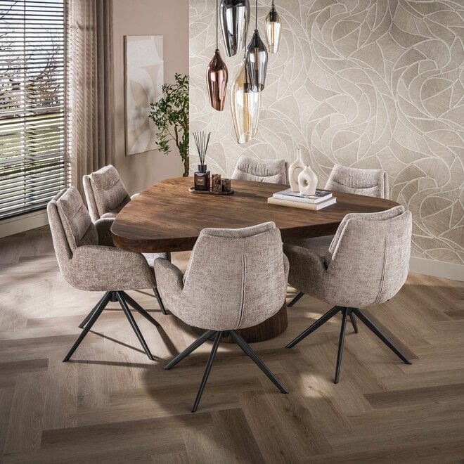 Eettafel Arcadia triangle 165cm / Massief acacia bruin