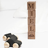 World of Mina Houten naamblokken // Walnoot - Times World of Mina Houten naamblokken // Walnoot - Times
