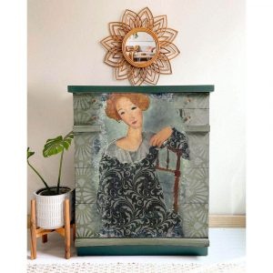 Redesign with Prima Redesign - Decoupage Rice Paper A1 - Whimsical Lady