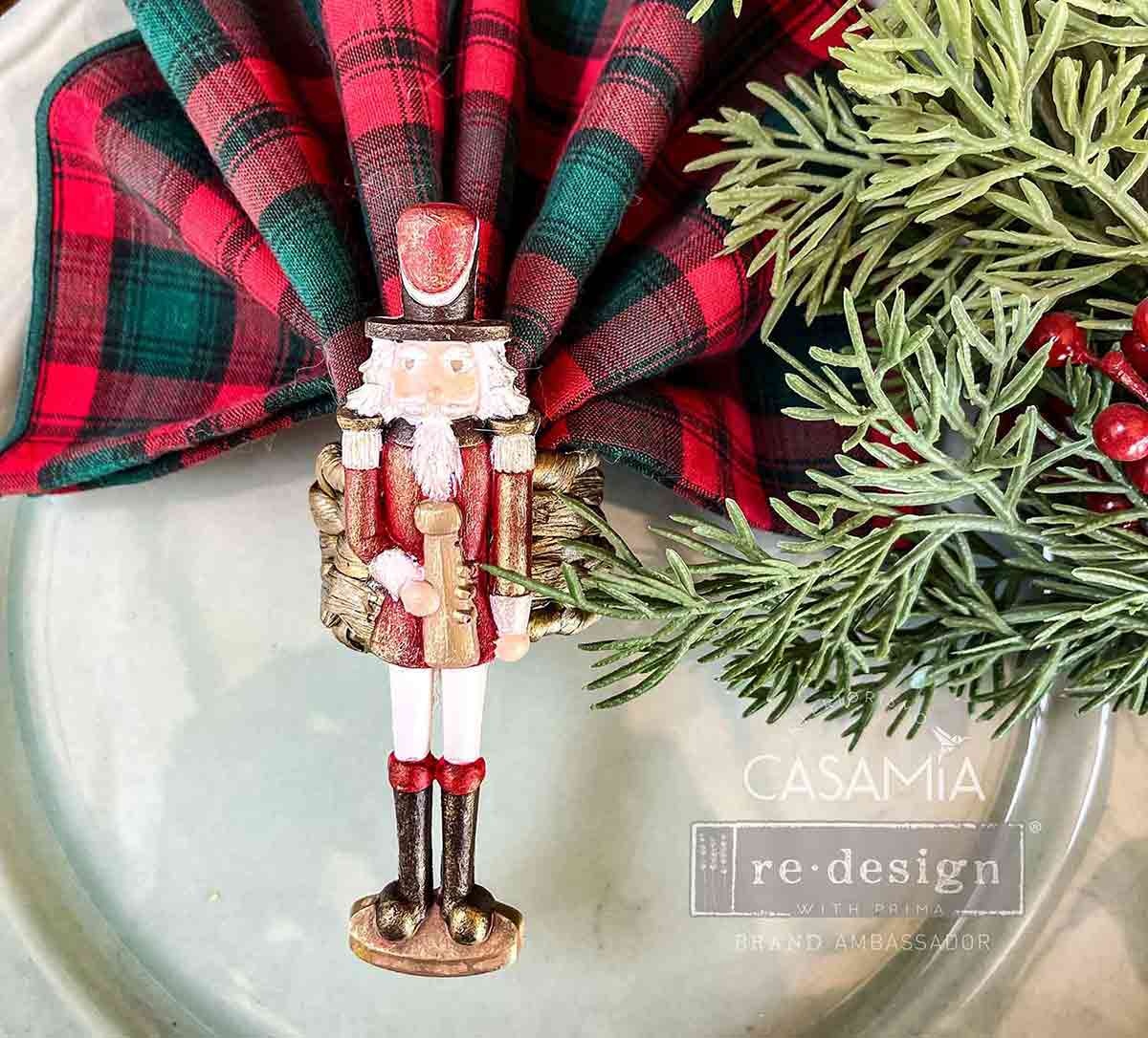 Redesign with Prima Redesign - Mould - Nutcracker Magic