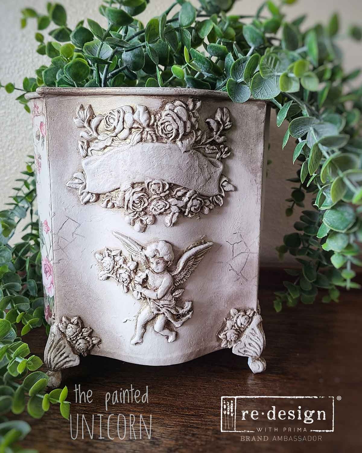 Redesign with Prima Redesign - Mould - Blooming Banners