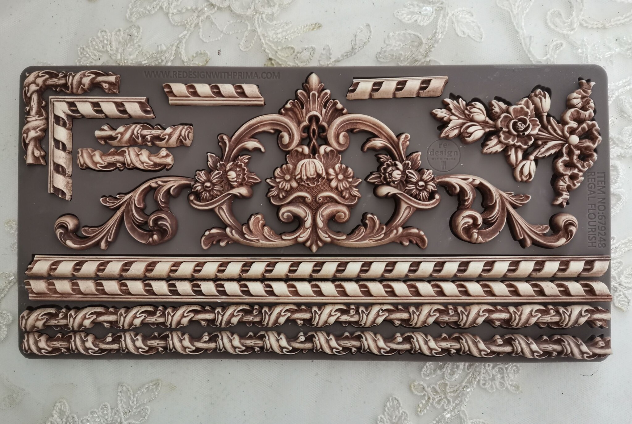 Redesign with Prima Redesign - Mould - Regal Flourish