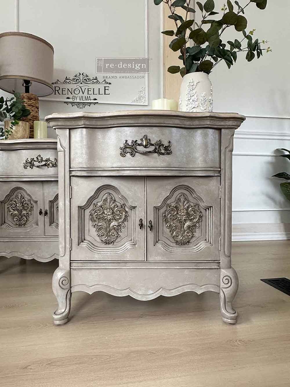 Redesign with Prima Redesign - Mould - Salon De La Belle Epoque