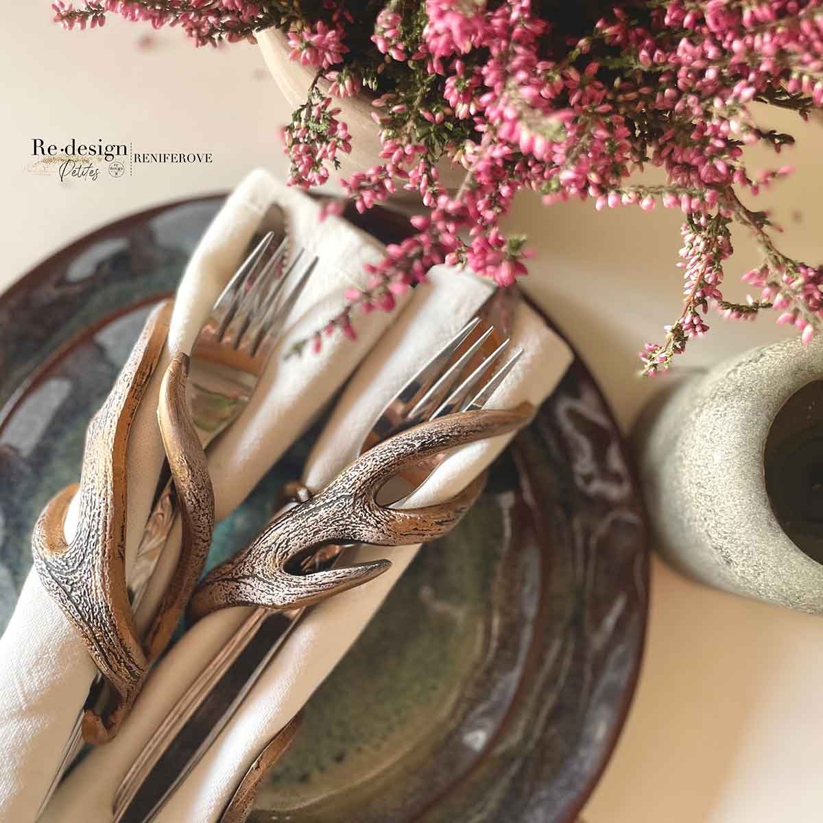 Redesign with Prima Redesign - Mould - Loggers' Lodge 2