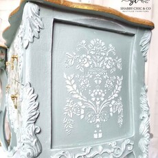 Redesign with Prima Redesign - Decor Stencil - Chapelle Royale - M