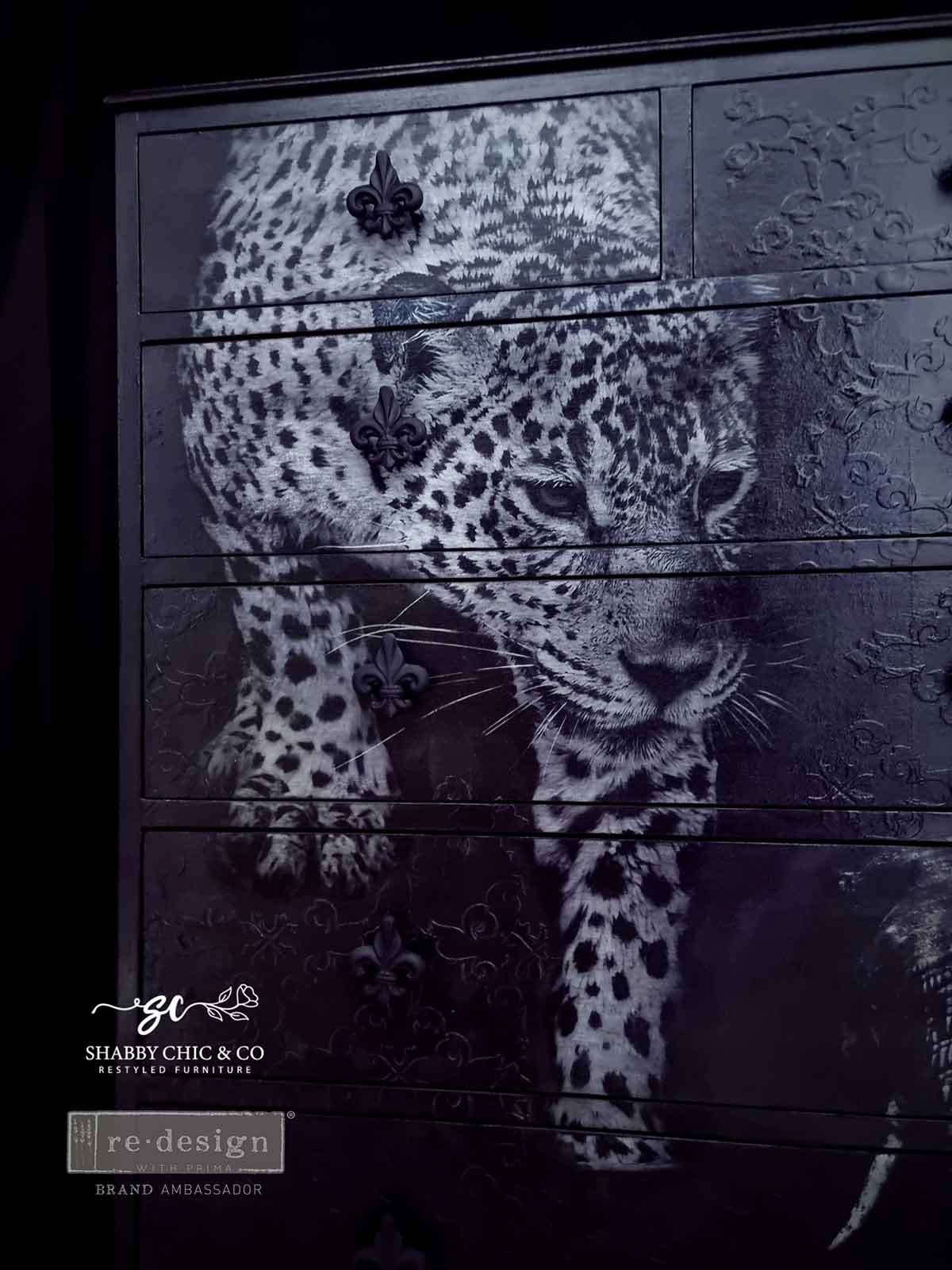 Redesign with Prima Redesign - Decoupage Fiber Paper A1 - Feline Gaze