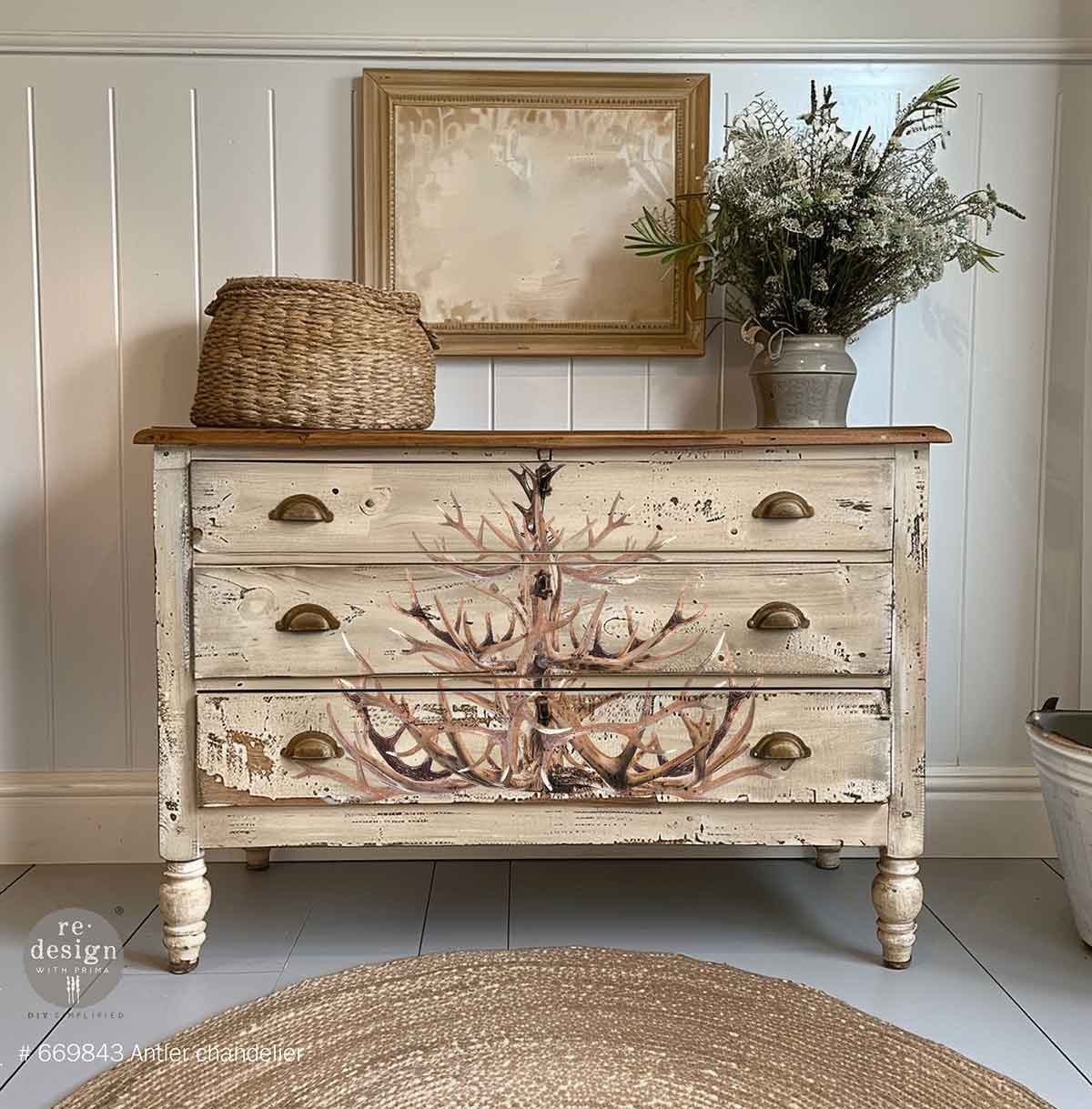 Redesign with Prima Redesign - Decor Transfer - Antler Chandelier