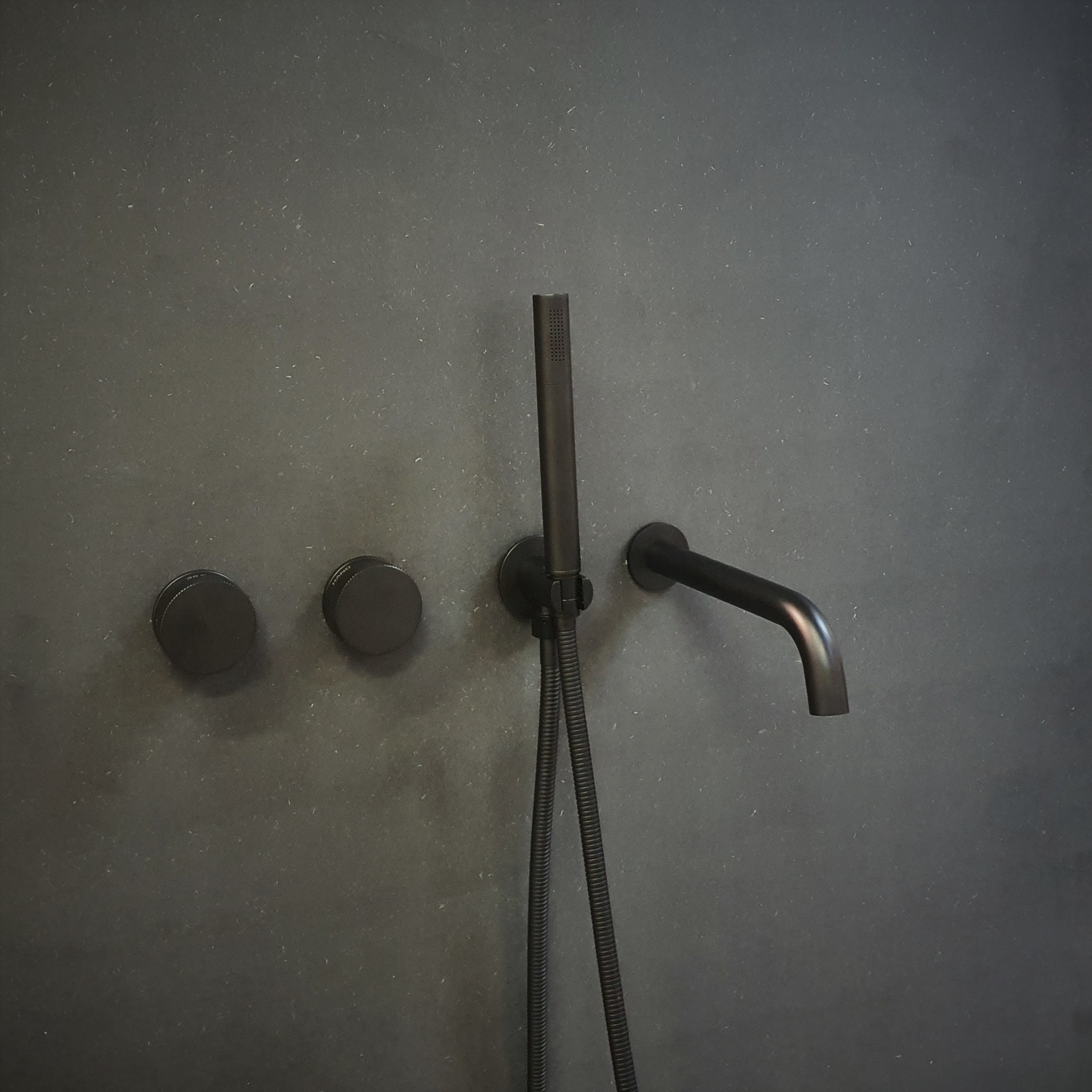 Mood 60 badkraan inbouw zwart met inbouw met handdouche en 23 cm