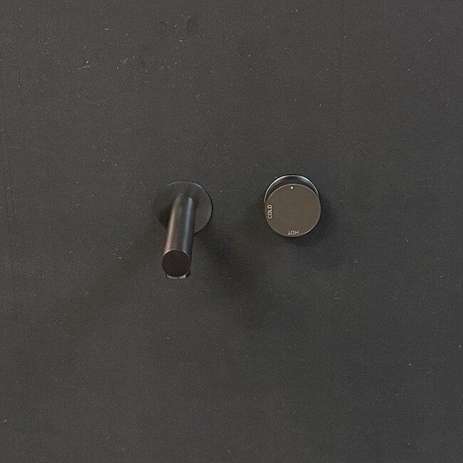 Como Inbouw wastafelkraan Mood 60 gunmetal zwart met 21 cm uitloop incl. inbouwdeel