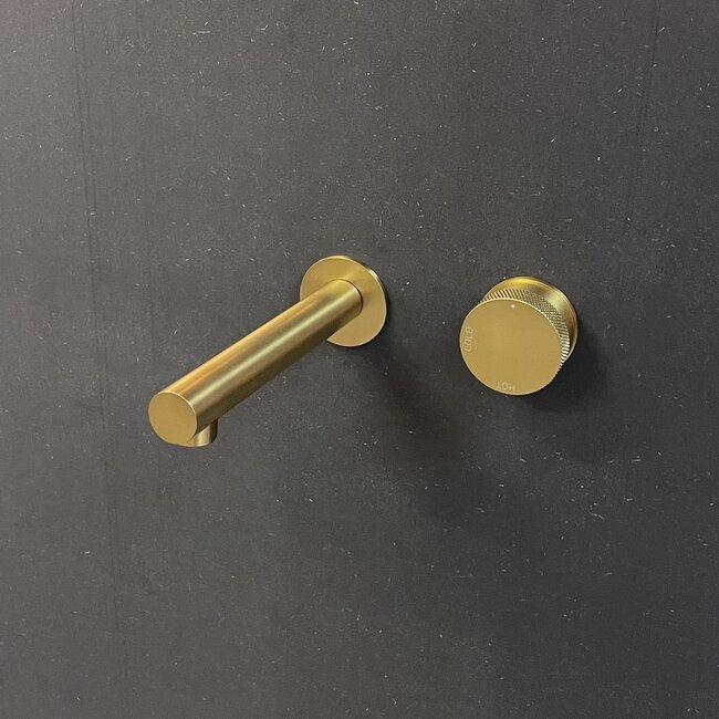 Como inbouw wastafelkraan Mood 60. 20 cm uitloop. Goud PVD-afbouwdeel met inbouwdeel