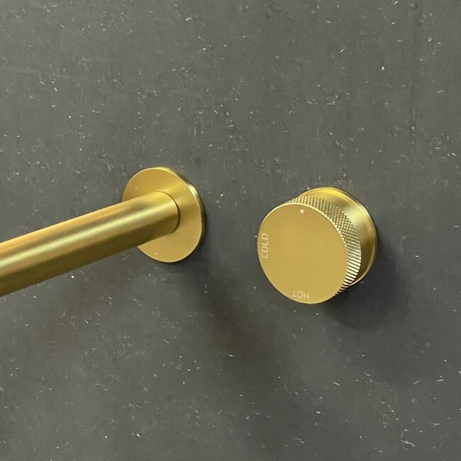 Como inbouw wastafelkraan Mood 60. 20 cm uitloop. Goud PVD-afbouwdeel met inbouwdeel