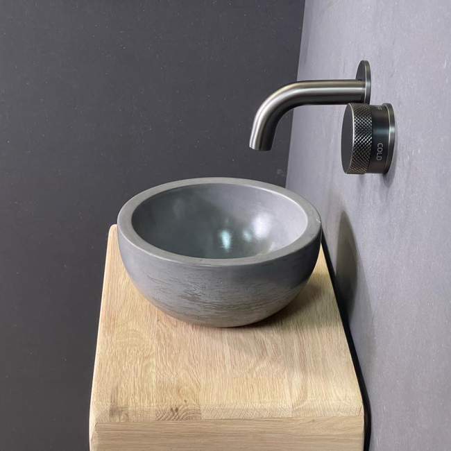 Como Fonteinset Mood 60 met gunmetal-zwart kraan, mini waskom toilet, plank met handdoekhouder 42 x 22 x 12cm