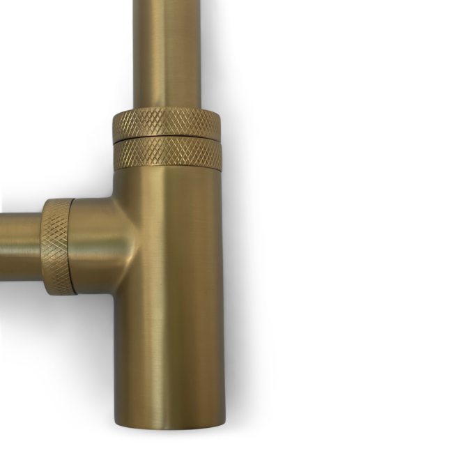 Como Fonteinset toilet Tundra, natuursteen waskom met eiken hout plank