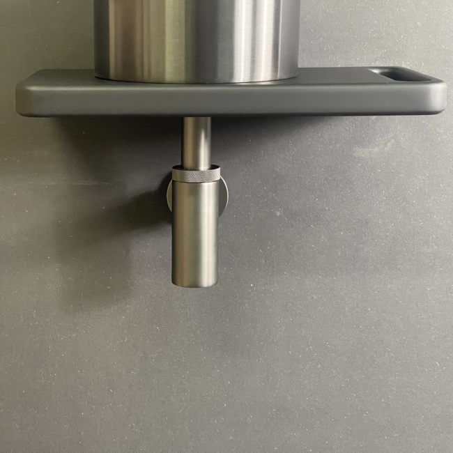 Como Fontein toilet zwart-Mood 60. Houten plank met gunmetal black mini kom