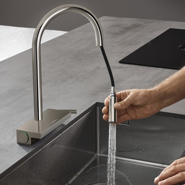 Hansgrohe Keukenkraan Aquno Select M81 RVS. Uittrekbare hoge uitloop met waterval