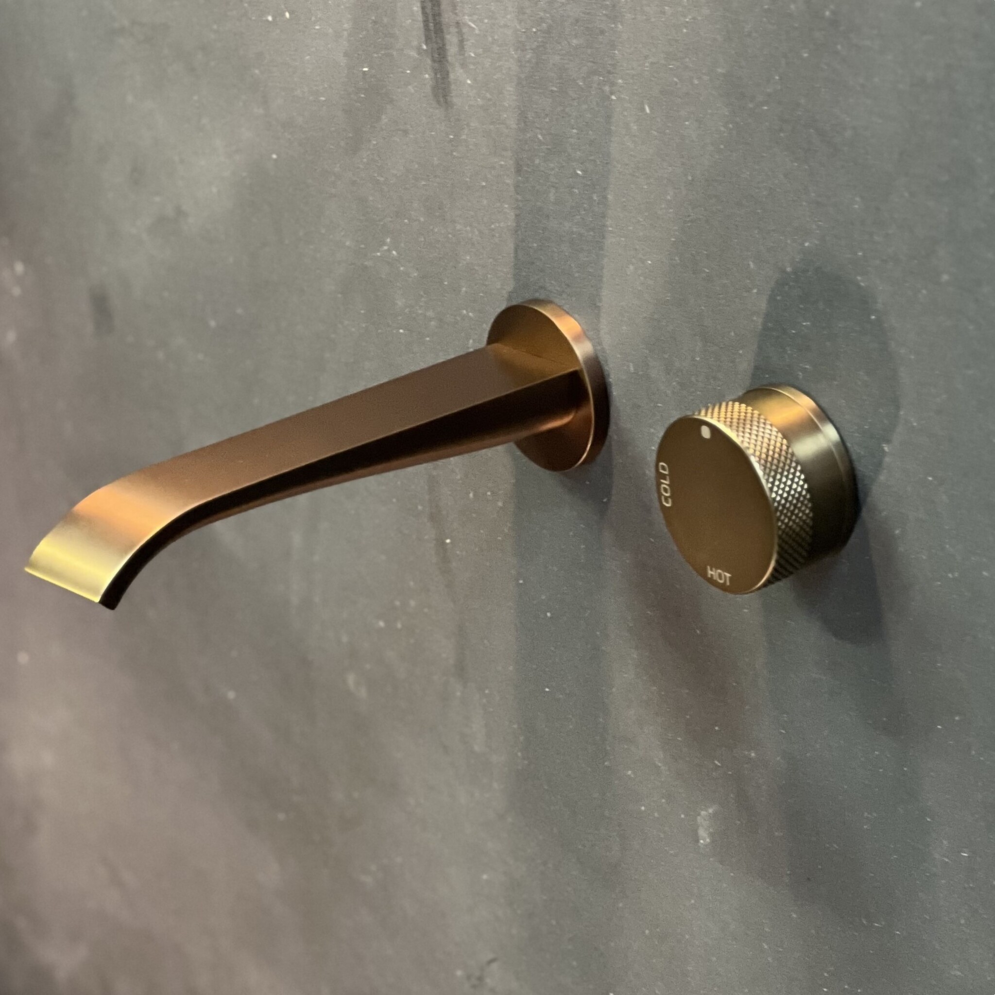 Inbouw regendouche met wandarm 25cm douchekop mat rosé goud
