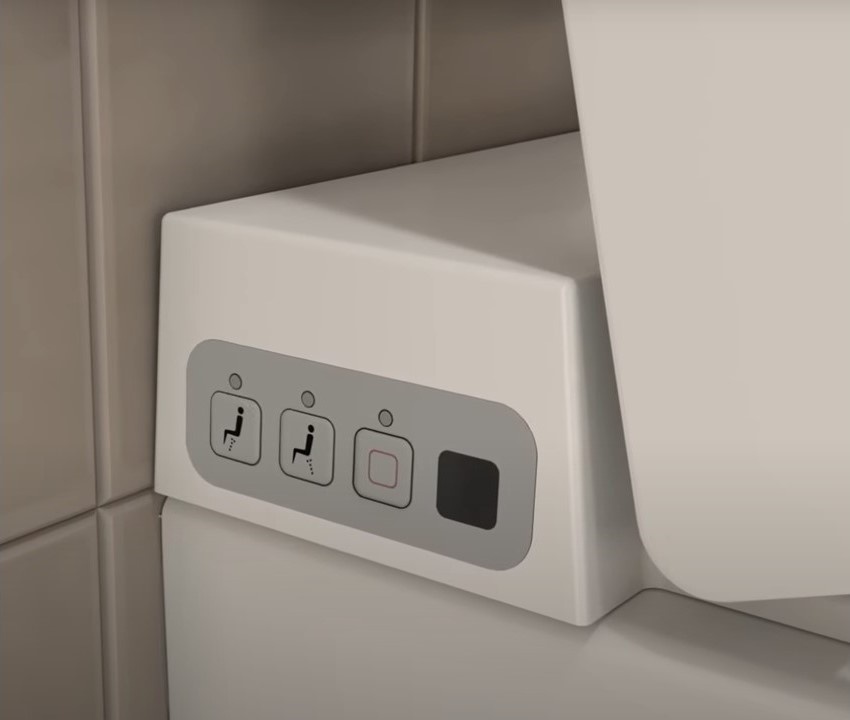 Zelf reinigend toilet