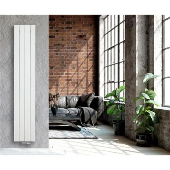 Compacte badkamer radiator vertical- 24 cm breed - Recht | Verticaal – Mat Wit