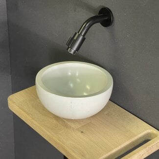 Toilet fonteinset met witte waskom en eiken wastafelplank