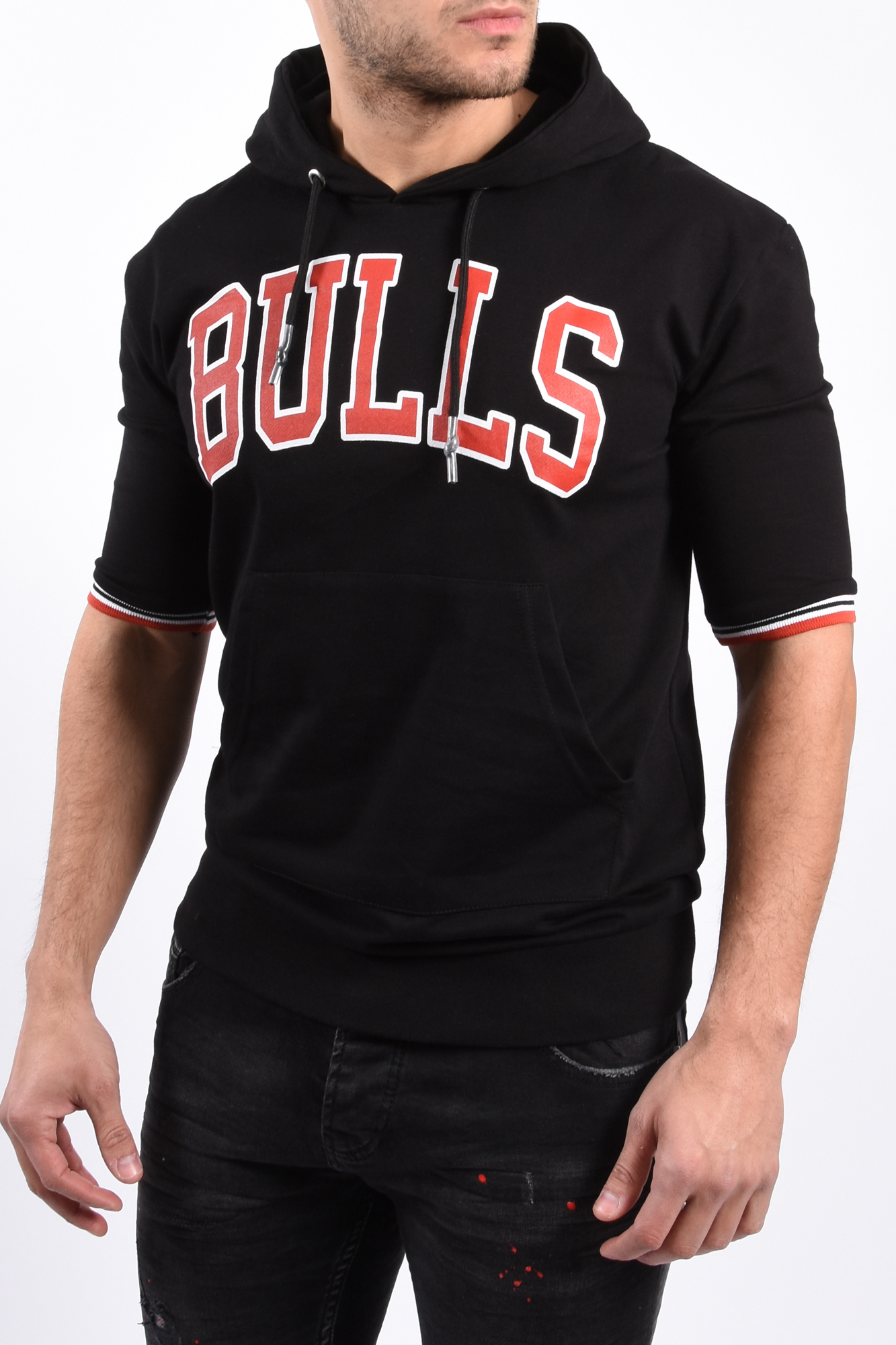 bulls short sleeve hoodie