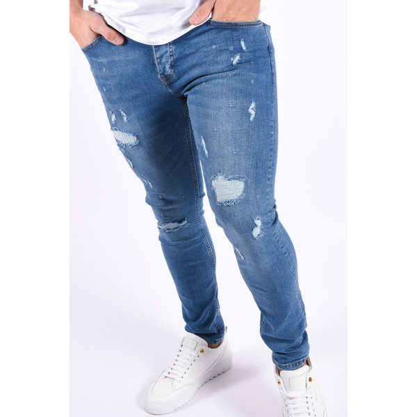 Skinny Fit Stretch Jeans “Jayce”  Light Blue Slightly Damaged