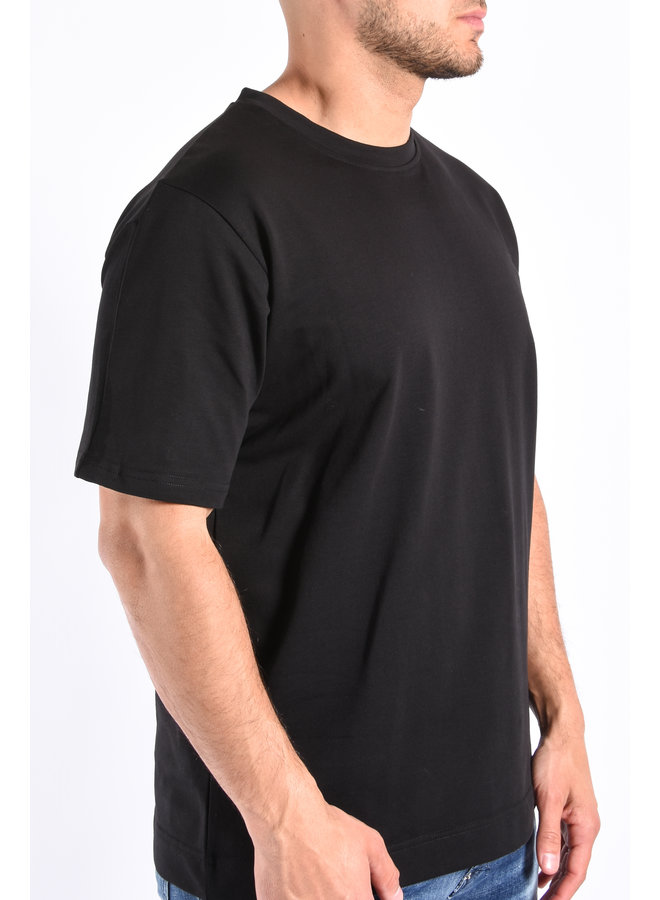 Premium T-shirt Oversize “Ado” Black