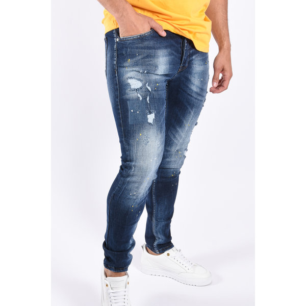 slim tapered stretch jeans