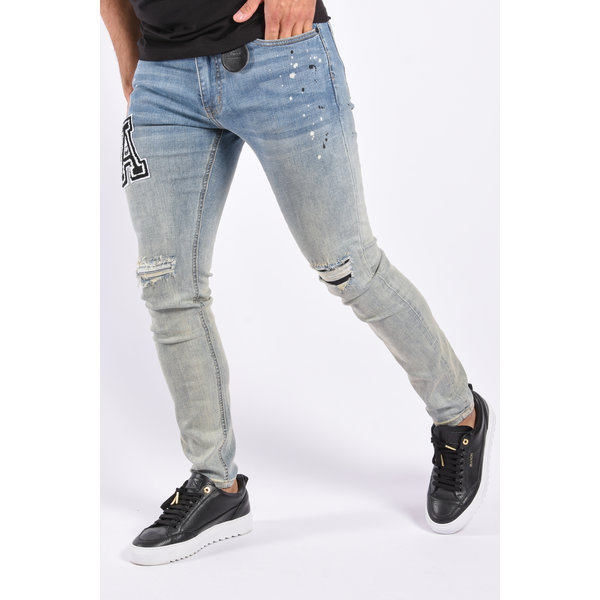 slim tapered stretch jeans