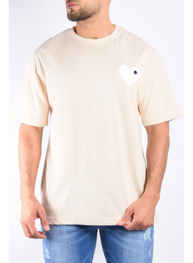 Premium Oversize Loose Fit T-shirt “Heart” Beige  / White