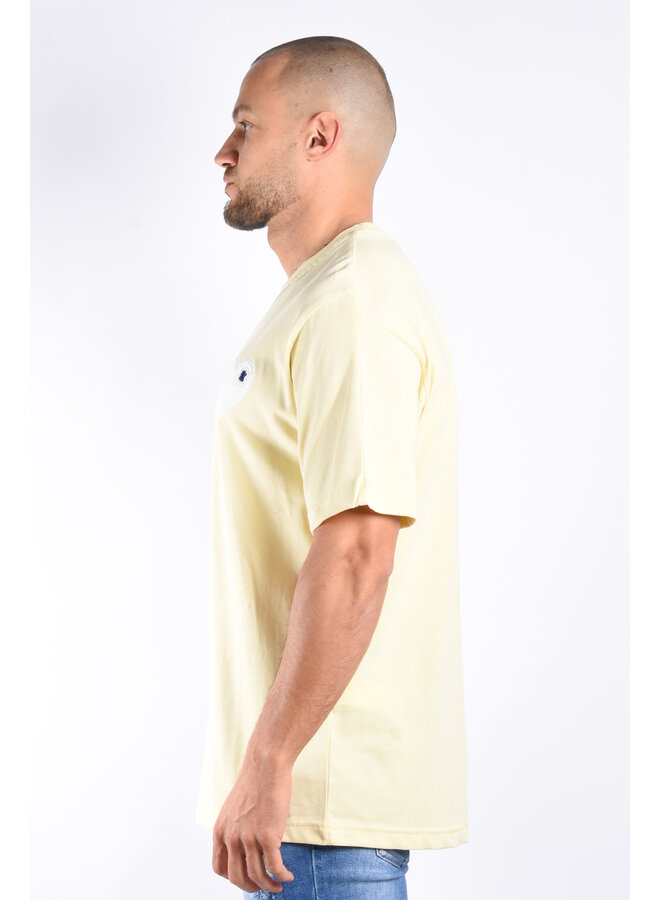 Premium Oversize Loose Fit T-shirt “Heart” Pastel Yellow / White