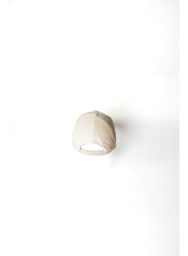 Yugo Luxe Cap - Storm System Microfibre - Beige