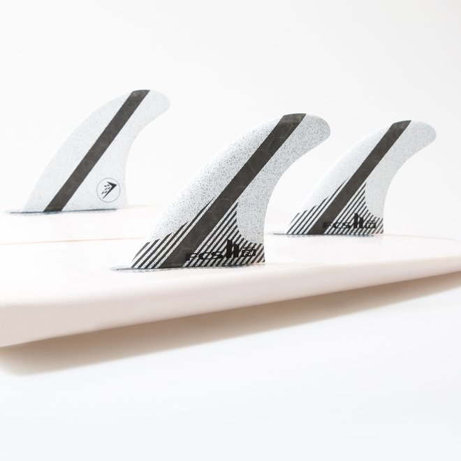 FCS II FW PC Carbon White Thruster Fins