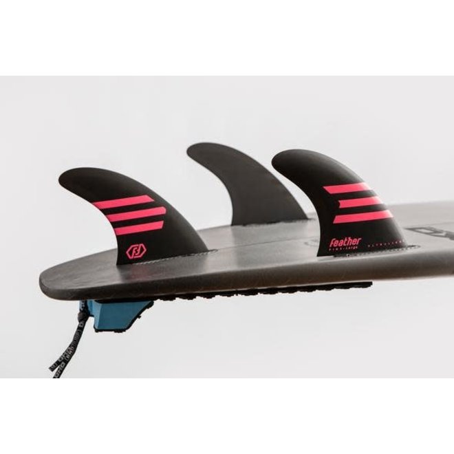 Feather Fins Click Tab Ultralight Epoxy HC Thruster Fins Black/Burgundy