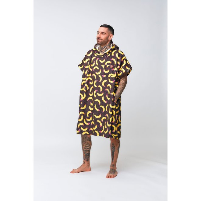 After Surf Poncho Banana Stains Black