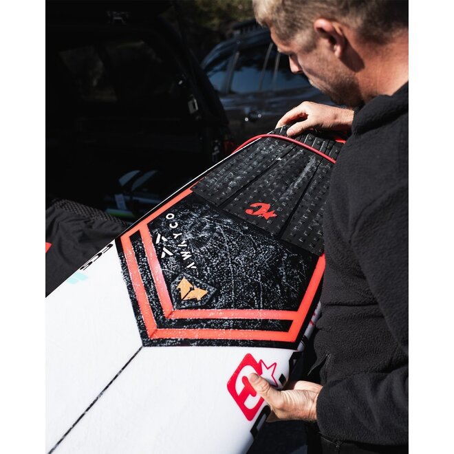 Creatures of Leisure Lite Tailpad Mick Fanning Black Red