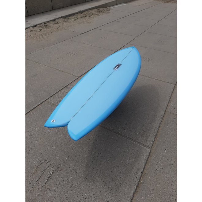 Critters Catfish Surfboard 5'8'' Light Blue