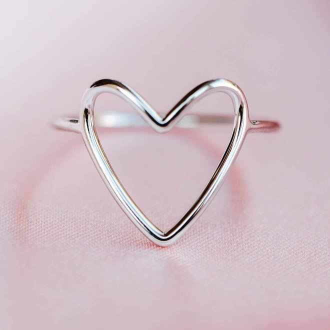 Pura Vida Statement Heart Ring