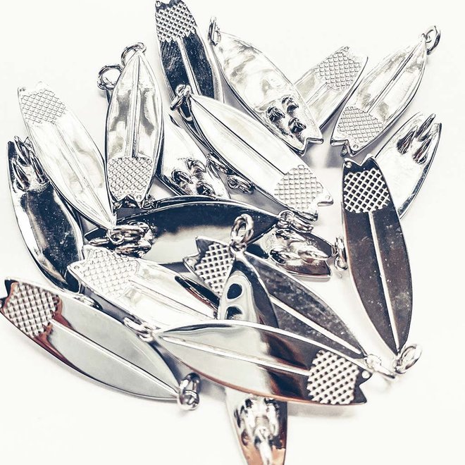 Laguna Treasures Surfboard Hanger Zilver