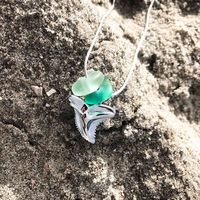 Laguna Treasures Zeeglas Ketting Haaientand Zilver