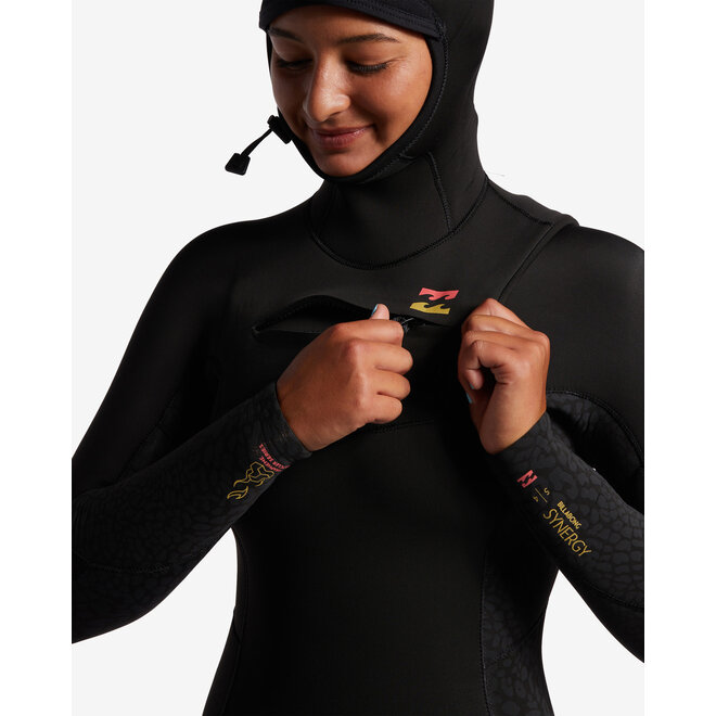 Billabong Synergy 5/4 Women’s Hooded Wetsuit – Wild Black
